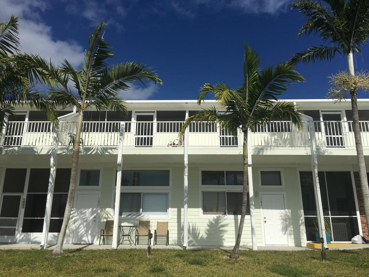 Captain'S Table Hotel By Everglades Adventures Ngoại thất bức ảnh